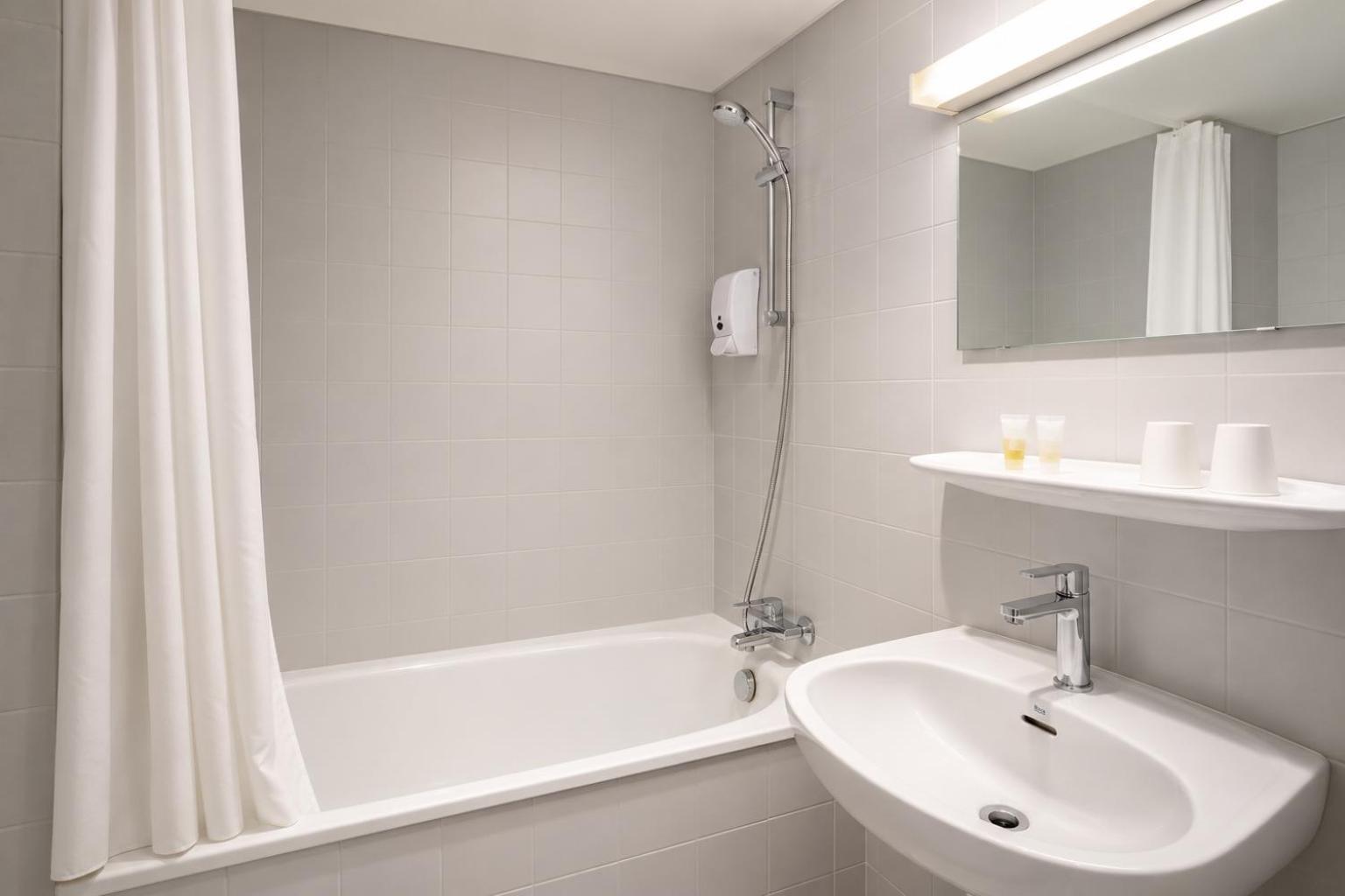 Economy Twin Room
